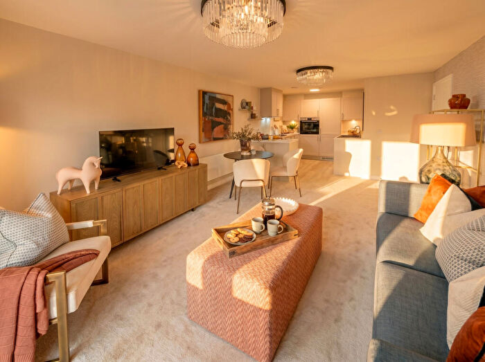 2 Bedroom Retirement Property To Rent In Newtown Road, Warsash, Southampton, Hampshire, SO31