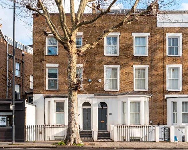3 Bedroom End Terrace House For Sale In Harwood Road, Fulham, SW6