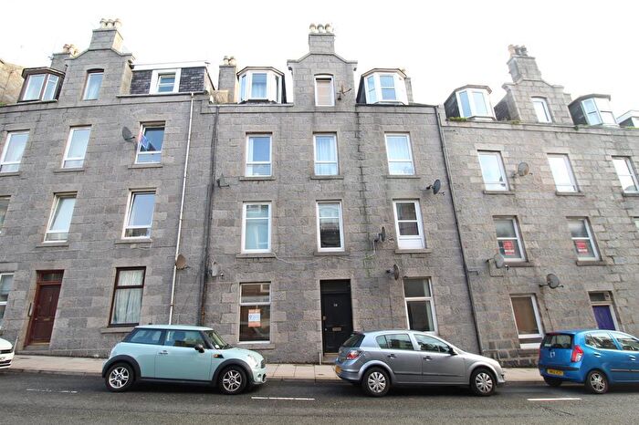 1 Bedroom Flat To Rent In Esslemont Avenue, Rosemount, AB25