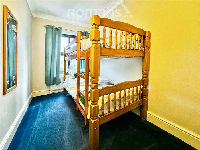 3 Bedroom End Of Terrace House For Sale In College Road, College Town, Sandhurst, GU47