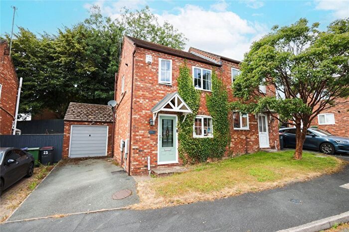 2 Bedroom Semi-Detached House For Sale In Wagtail Drive, Telford, Shropshire, TF4