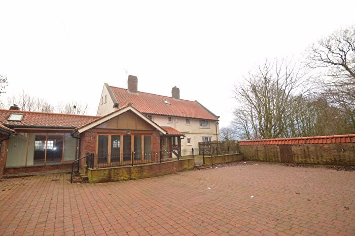 Property To Rent In Lingholm Lane, Scarborough, YO11