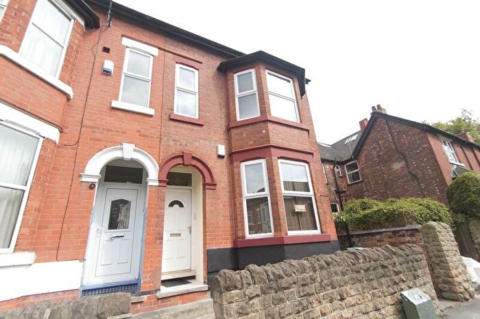 6 Bedroom House Of Multiple Occupation To Rent In Kimbolton Avenue, Nottingham, NG7