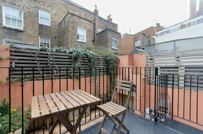 2 Bedroom Flat To Rent In Edith Grove, Chelsea, London, SW10