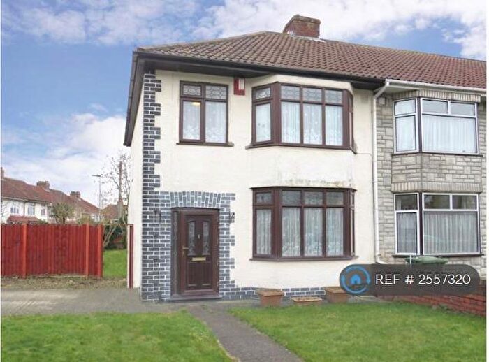 3 Bedroom Terraced House To Rent In Kipling Road, Bristol, BS7
