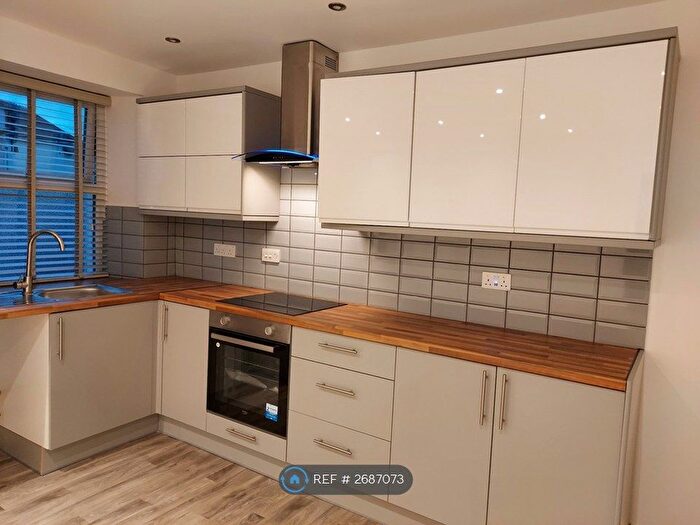 1 Bedroom Flat To Rent In Kenwyn Street, Truro, TR1