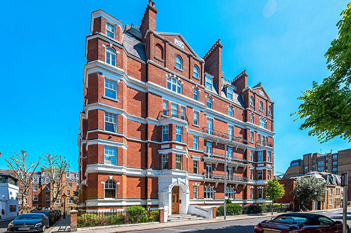 1 Bedroom Flat For Sale In Grove Court, Drayton Gardens, South Kensington, SW10