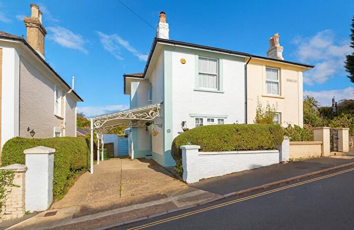 3 Bedroom Semi-Detached House For Sale In Chain Free * Shanklin Old Village, PO37