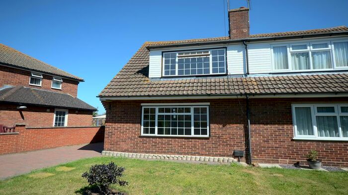 3 Bedroom Terraced House To Rent In Haywards Mead, Eton Wick, Windsor, SL4