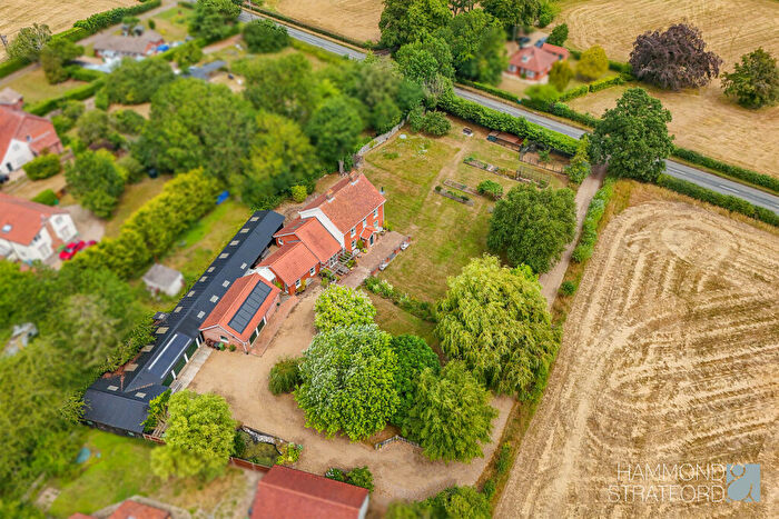 4 Bedroom Detached House For Sale In Silfield Road, Wymondham, NR18