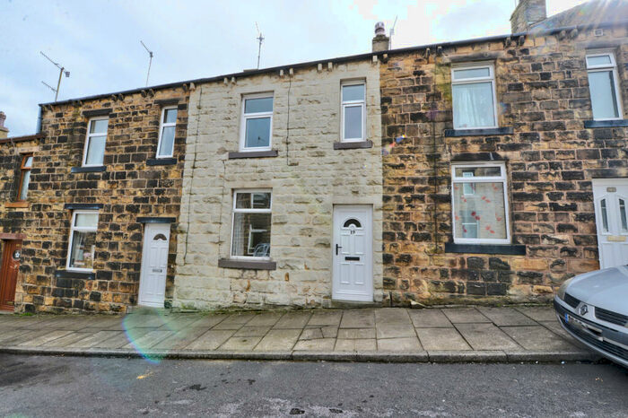 3 Bedroom Terraced House To Rent In Pembroke Street, Skipton, BD23