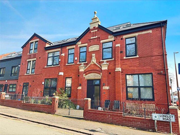 2 Bedroom Flat For Sale In Westminster Road, Manchester, Greater Manchester, M28