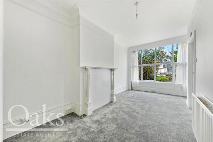 1 Bedroom Apartment For Sale In South Norwood Hill, South Norwood, SE25