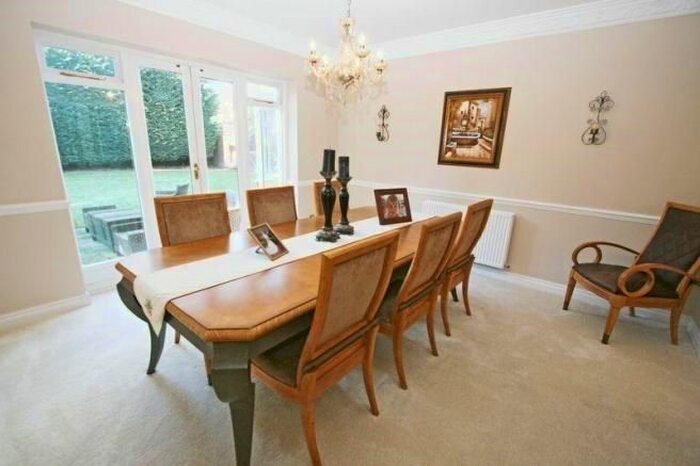 5 Bedroom Detached House To Rent In Parsonage Lane, Farnham Common, SL2