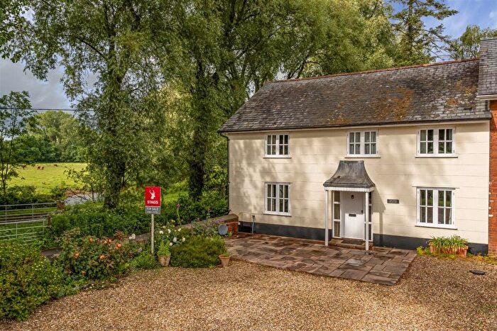 3 Bedroom Semi-Detached House For Sale In Bradfield, Willand, Cullompton, EX15