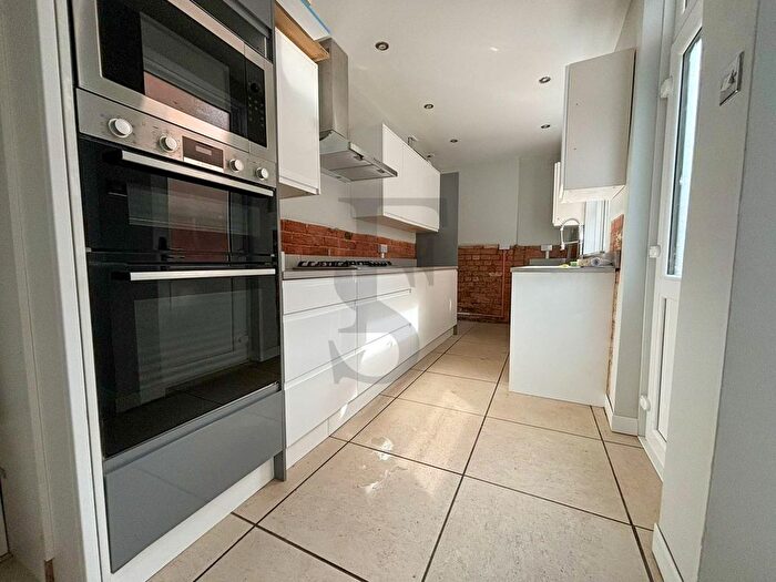 5 Bedroom Terraced House To Rent In Main Street, Humberstone, Leicester, LE5