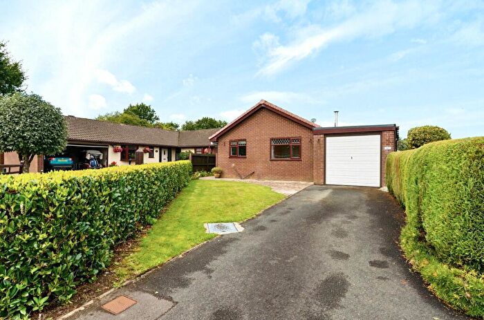 2 Bedroom Bungalow For Sale In Parc Yr Irfon, Builth Wells, Powys, LD2