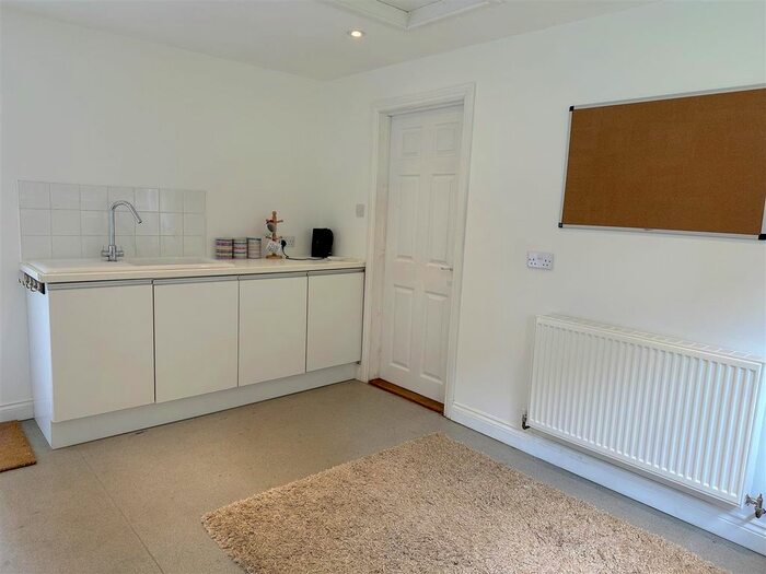 Office To Rent In Ipswich Road, Hadleigh, Ipswich, IP7