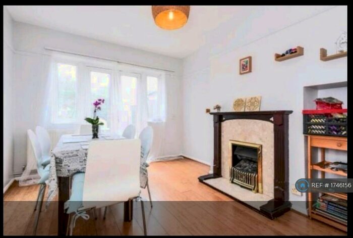 3 Bedroom Semi-Detached House To Rent In Weldon Road, Marston, Oxford, OX3