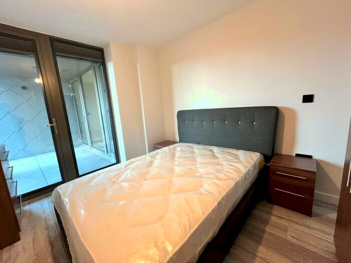 2 Bedroom Apartment To Rent In Apex Lofts, B12