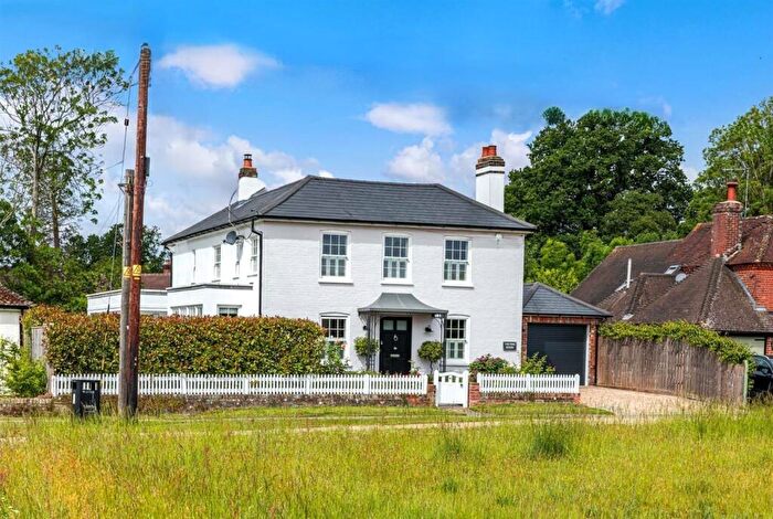 4 Bedroom Detached House For Sale In The Common, Dunsfold, Guildford, GU8