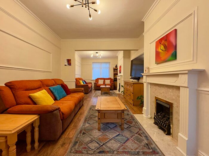 3 Bedroom Terraced House For Sale In Royal Road, Belgrave, LE4