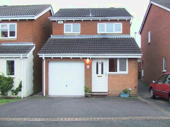 3 Bedroom Detached House To Rent In Kedleston Close, Ripley, Derbyshire, DE5