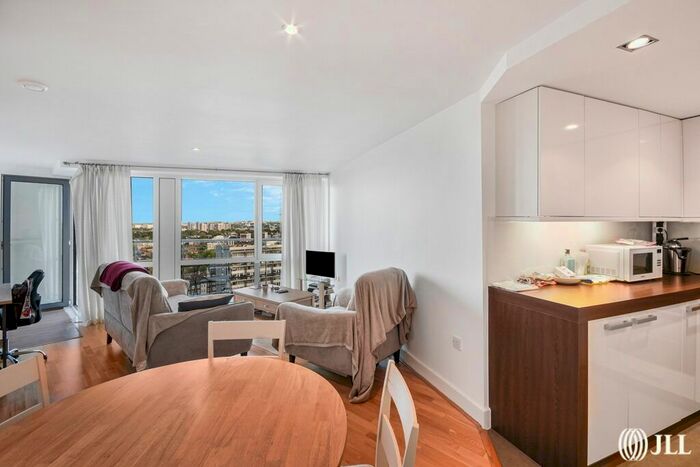 1 Bedroom Flat To Rent In Salamanca Place, London, SE1