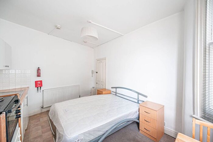 Studio To Rent In Sumatra Road, West Hampstead, London, NW6