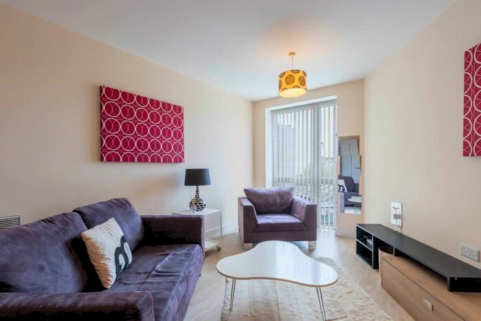 1 Bedroom Apartment To Rent In I-Land, Essex Street, B5