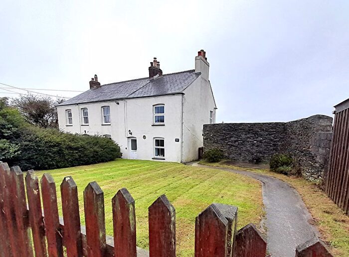 2 Bedroom Cottage For Sale In Trelean Vean, St Ewe, PL26