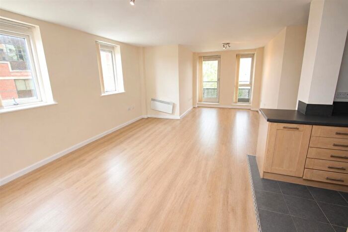 2 Bedroom Flat For Sale In Aspect, Elmwood Lane, LS2