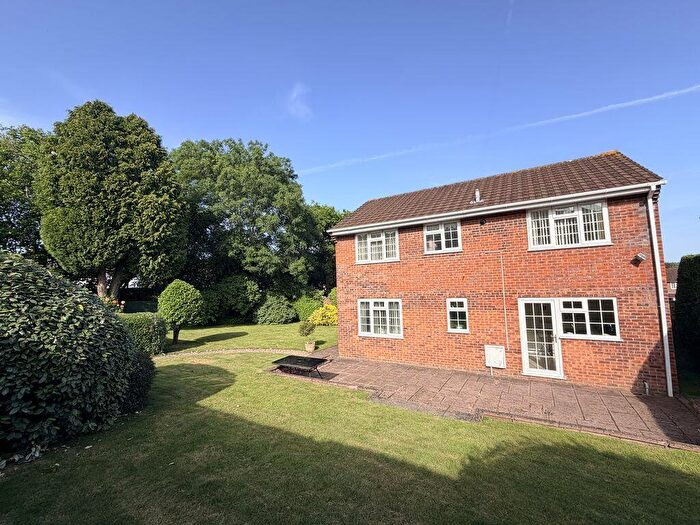 4 Bedroom Detached House For Sale In Poplars Road, Abergavenny, NP7