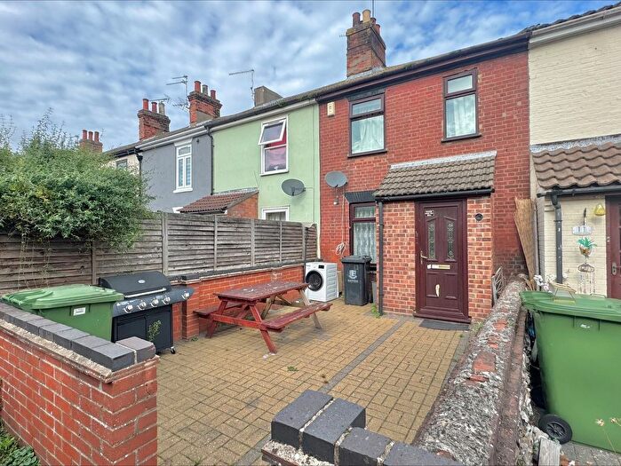 2 Bedroom Terraced House For Sale In Northgate Street, Great Yarmouth, NR30