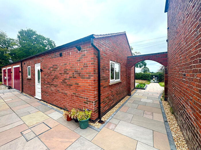 Studio To Rent In The Farrowings, CW11