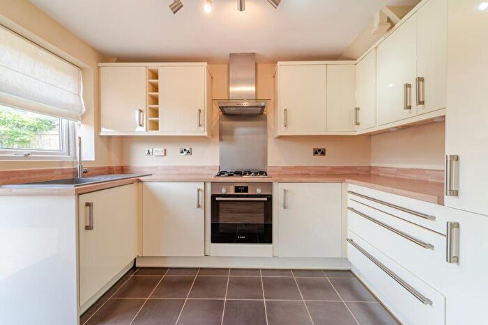 3 Bedroom Detached House For Sale In Melford Hall Drive, West Bridgford, Nottingham, Nottinghamshire, NG2