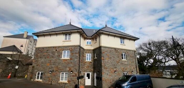 1 Bedroom Property To Rent In Crown Way, Llandarcy, Neath, SA10
