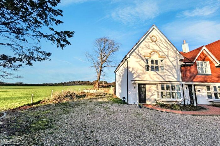 3 Bedroom End Of Terrace House For Sale In East Stoke, BH20