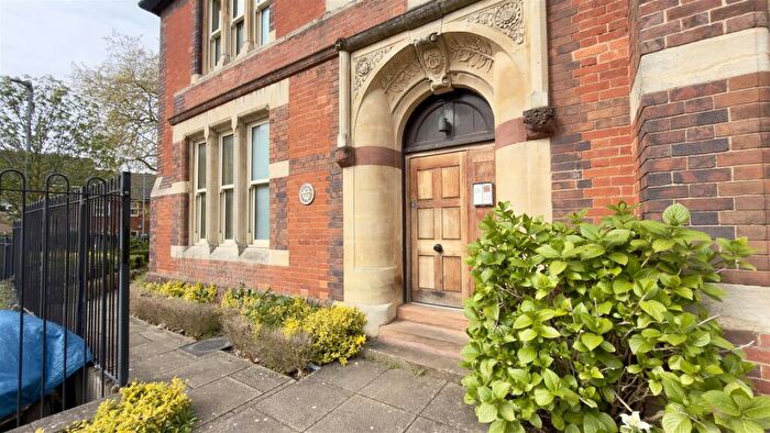 2 Bedroom Apartment For Sale In Townsend Close, Peterborough, PE1