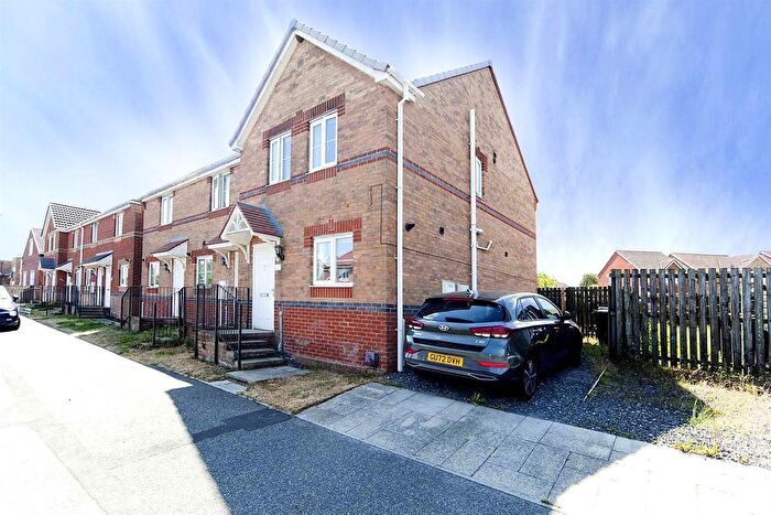 3 Bedroom End Of Terrace House For Sale In Wellfield Court, Murton, Seaham, SR7