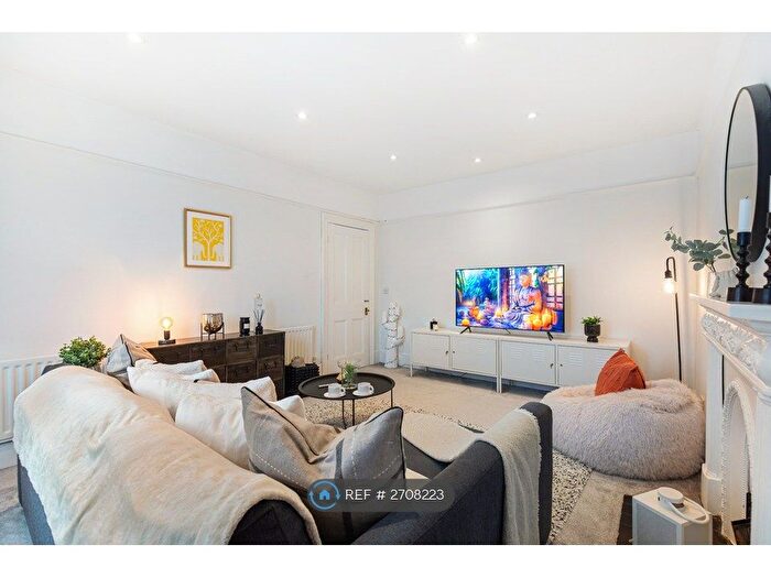 2 Bedroom Terraced House To Rent In Queen's Gate Terrace, London, SW7