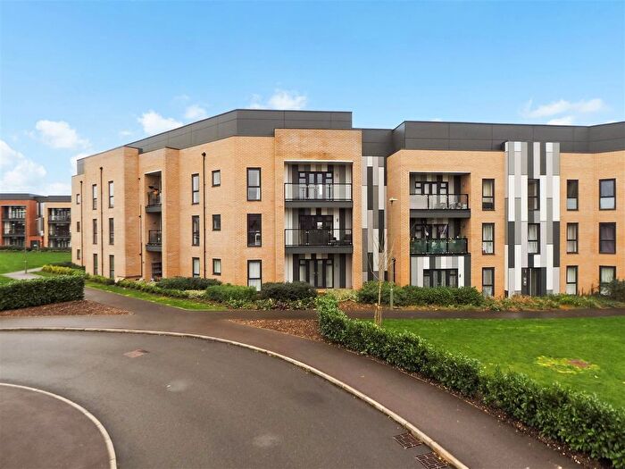 2 Bedroom Flat For Sale In Brocade Road, Andover, SP11