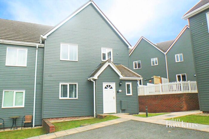 3 Bedroom Terraced House To Rent In Lakes View, The Wiltshire Leisure Village, SN4