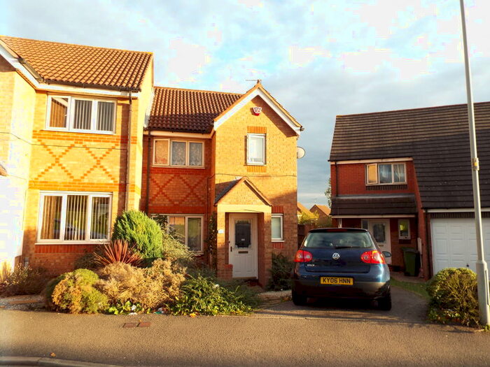 3 Bedroom Semi-Detached House To Rent In Darien Way, Thorpe Astley, LE3