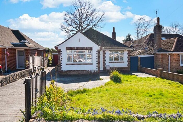 3 Bedroom Detached Bungalow For Sale In Merrieleas Close, Chandler's Ford, SO53