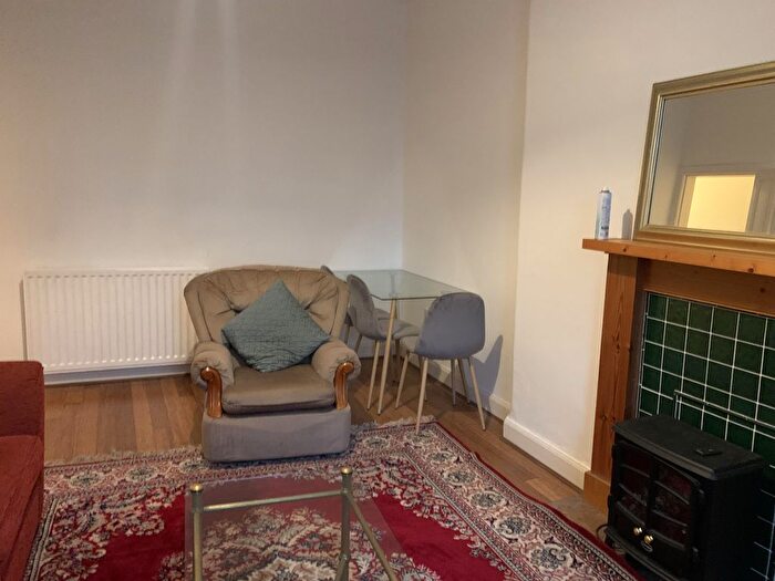 1 Bedroom Flat To Rent In Dalgety Road, Edinburgh, EH7