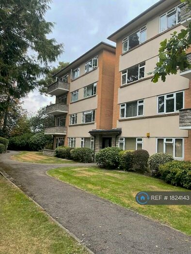 2 Bedroom Flat To Rent In Burford Court, Bournemouth, BH1
