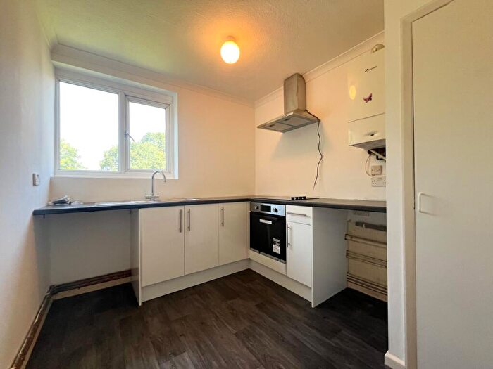 1 Bedroom Flat To Rent In Green Hill Way, Shirley, Solihull, B90