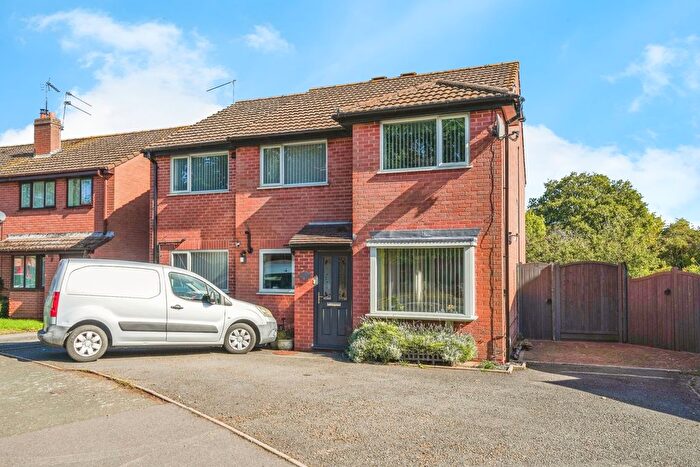 4 Bedroom Detached House For Sale In Hawthorne Close, Drakes Broughton, Pershore, Worcestershire, WR10