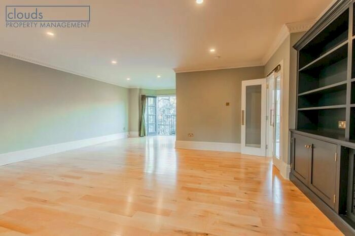 4 Bedroom Detached House To Rent In York Road, Edinburgh, EH5